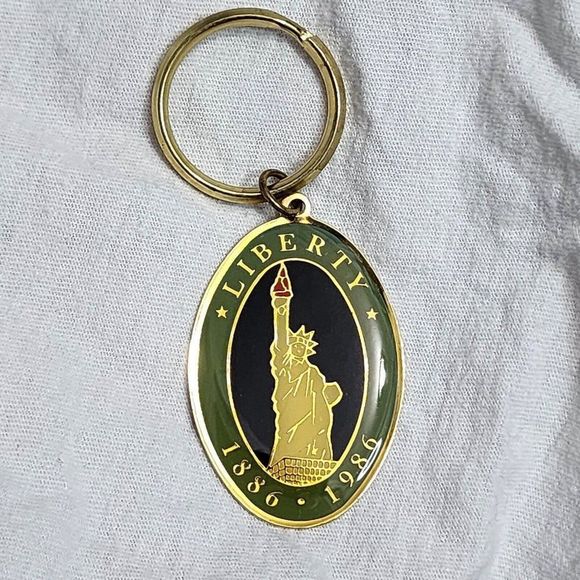 Statue Of Liberty Centennial 100 Year Limited Edition Keychain 1986 Rare History - Picture 1 of 6